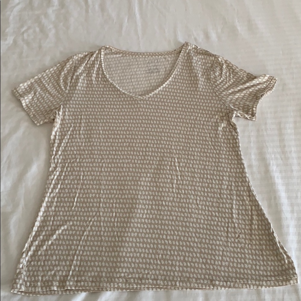 Apt 9, v-neck short sleeve top, tan & white, large
